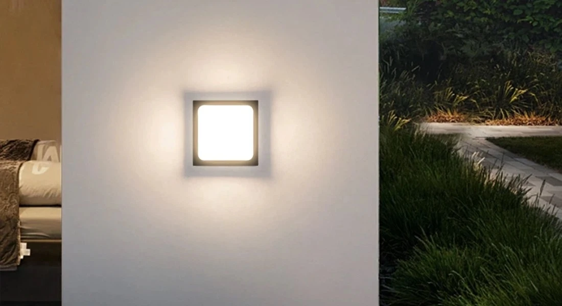 Pro S256 Bulkhead Light high quality